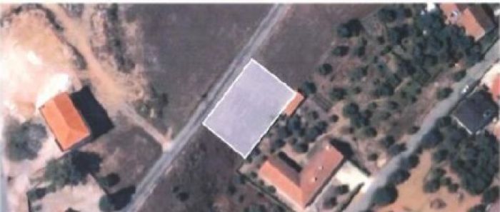 Hasta P&uacute;blica de pr&eacute;dio r&uacute;stico 2529, sito em Travessa do Campo, Vale Travesso 